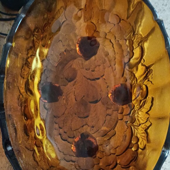 Vintage Indiana Glass Fruit Harvest pattern amber glass oval footed centerpiece - Picture 4 of 7